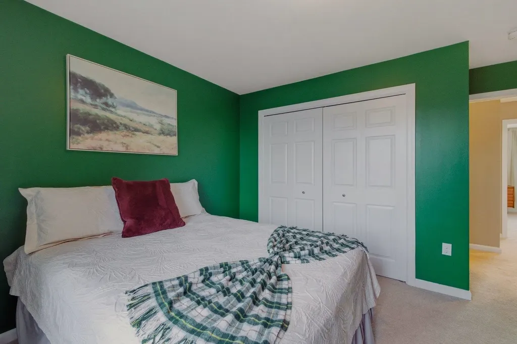 6 Stocklan Circle Dover NH 03820