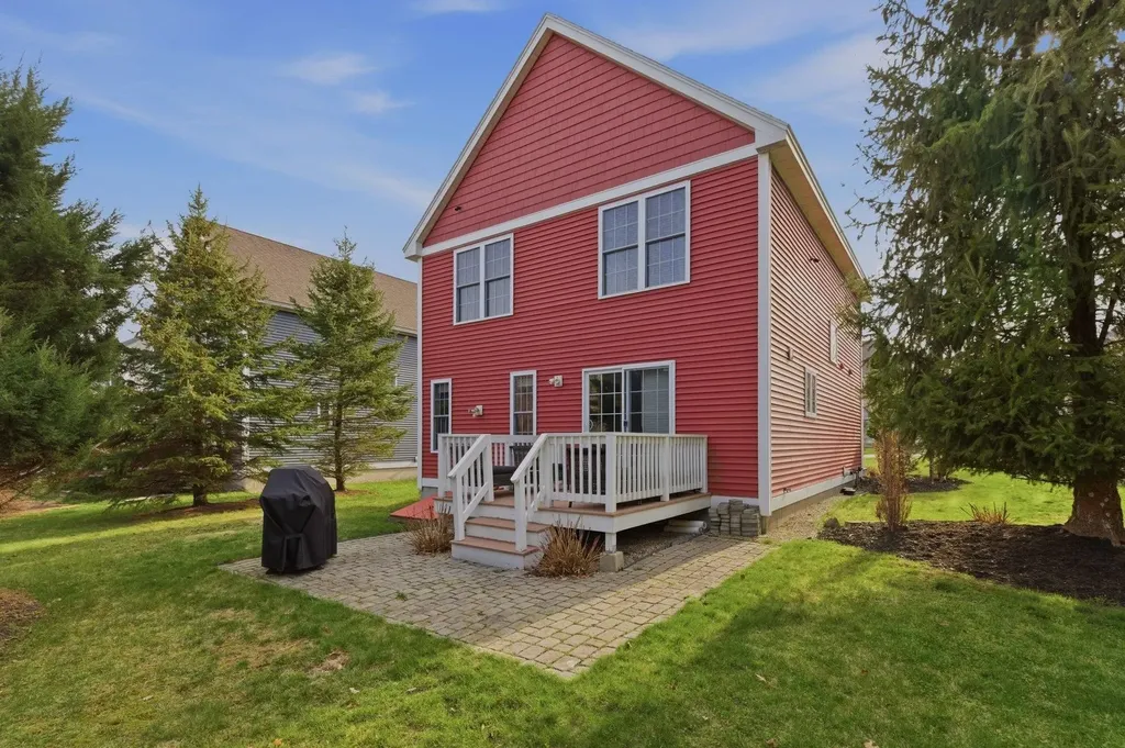 6 Stocklan Circle Dover NH 03820