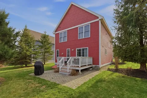 6 Stocklan Circle Dover NH 03820