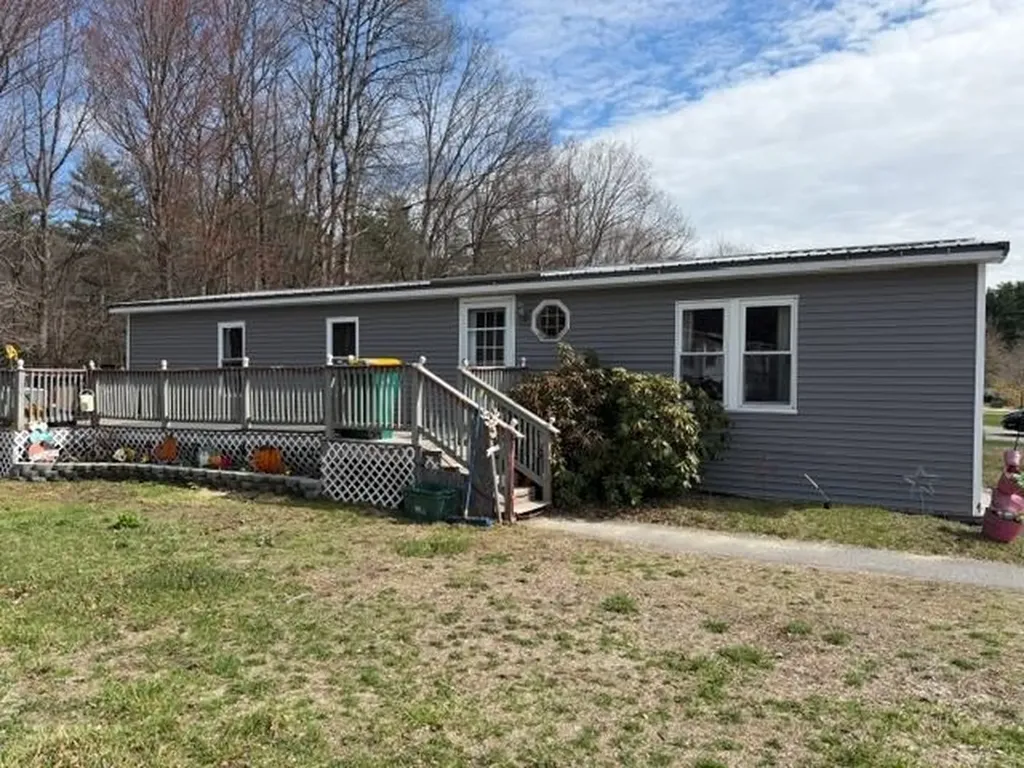 68 Daffodil Hill Lane Rochester NH 03868