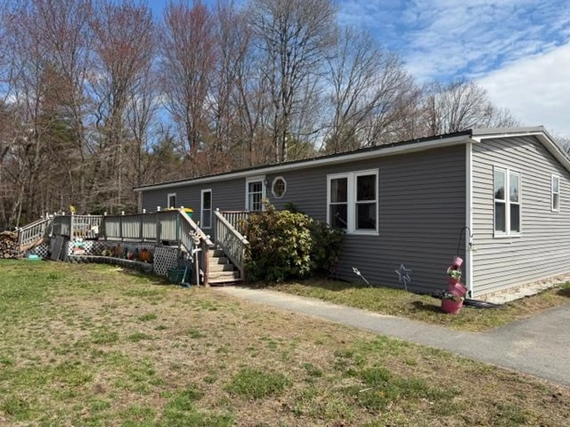 68 Daffodil Hill Lane Rochester NH 03868