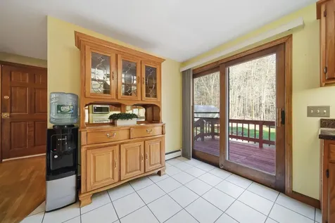 27 Winslow Farm Road Hudson NH 03051