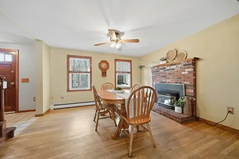 27 Winslow Farm Road Hudson NH 03051