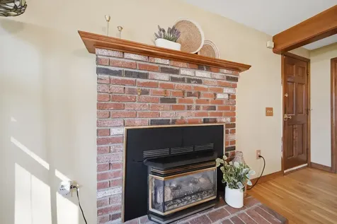27 Winslow Farm Road Hudson NH 03051