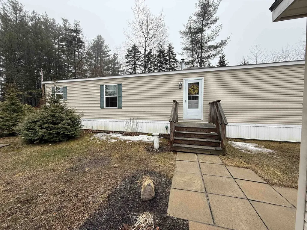6 Popple Way Newport NH 03773