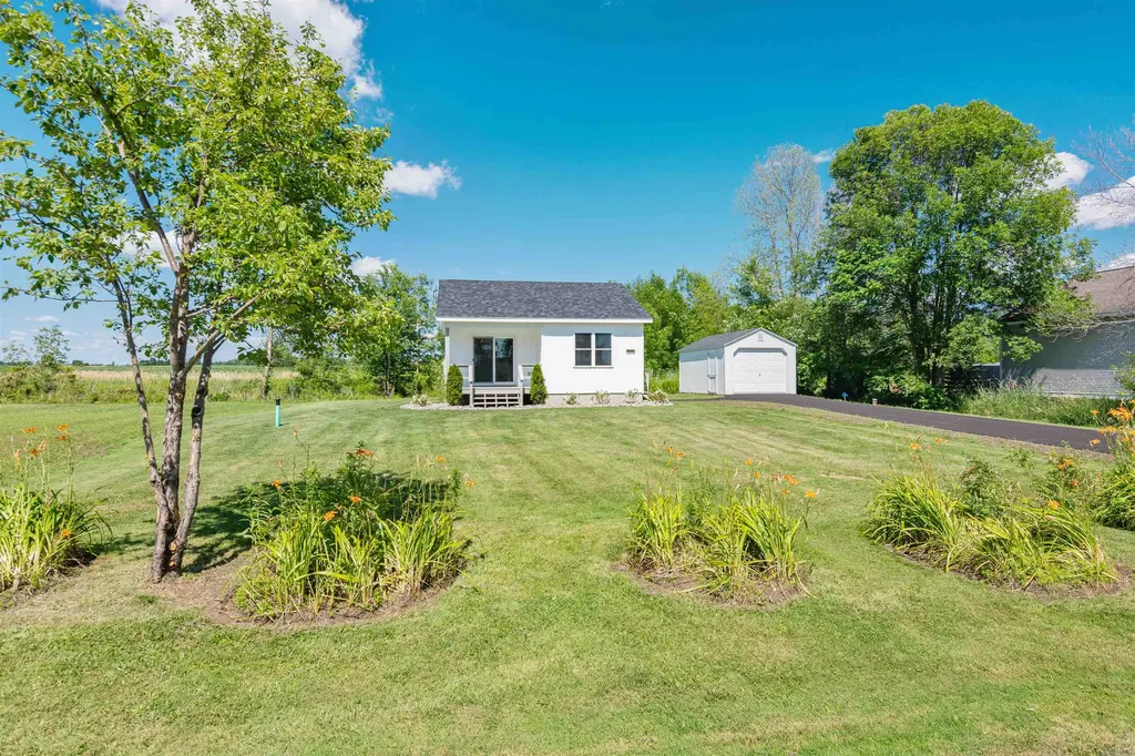 489 Lakewood Drive Swanton VT 05488