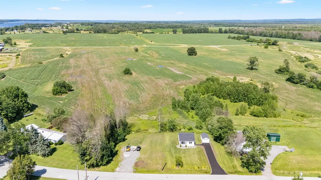 489 Lakewood Drive Swanton VT 05488