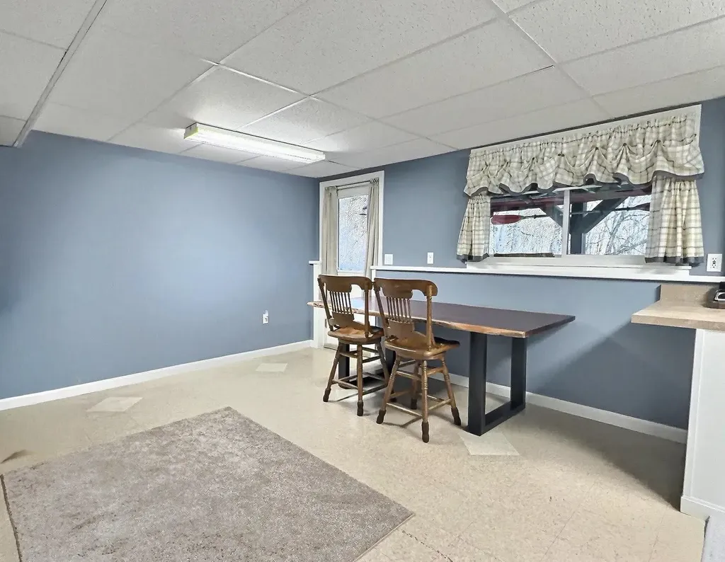 1568 Spaulding Road St. Johnsbury VT 05819