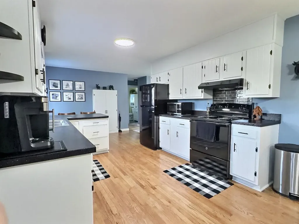 1568 Spaulding Road St. Johnsbury VT 05819