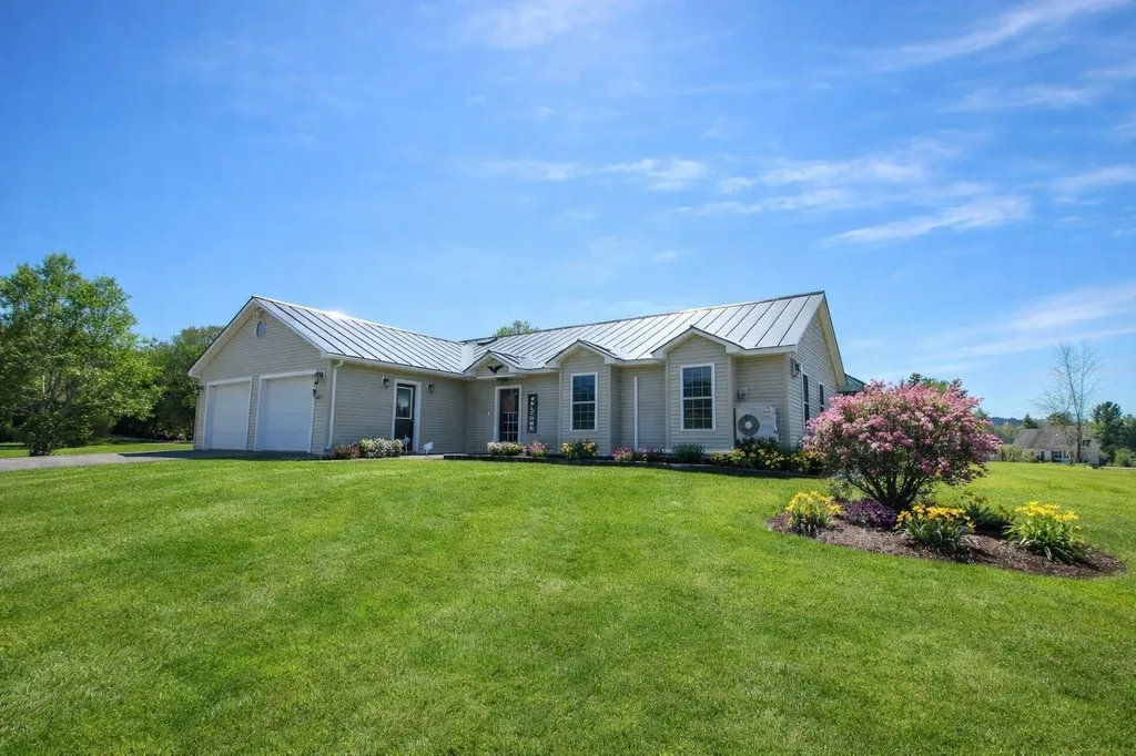 3 Hutchins Circle Barre Town VT 05641