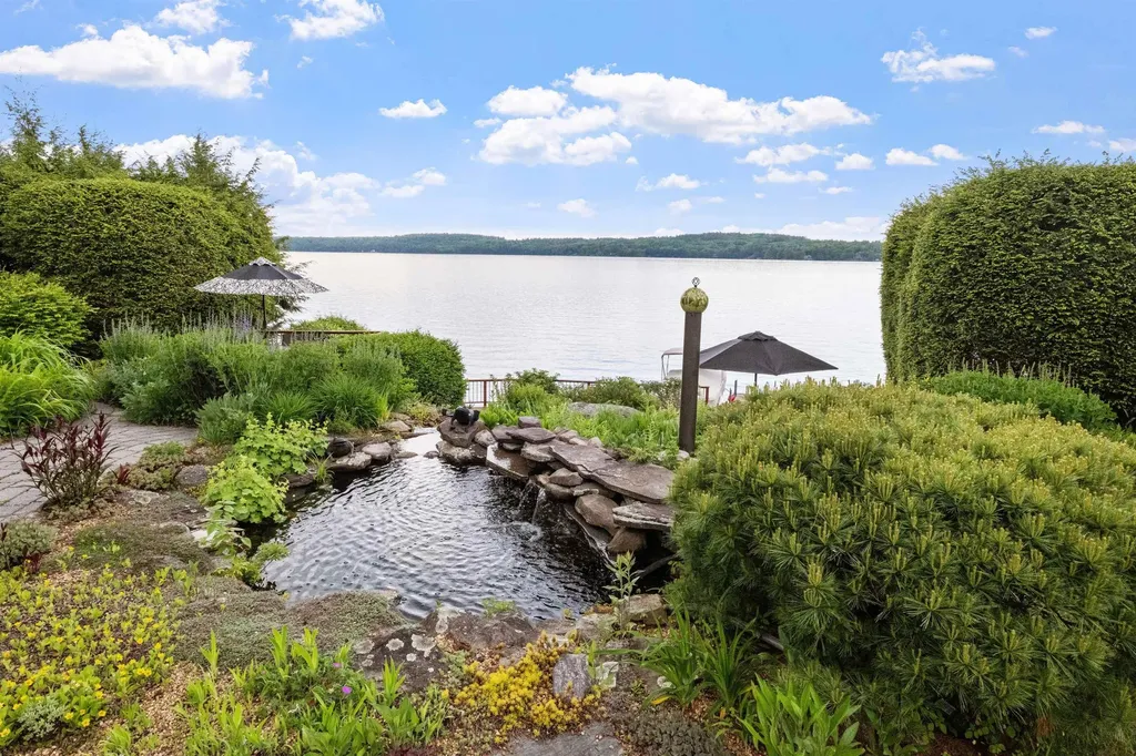 34 Briarwood Avenue Sanbornton NH 03269