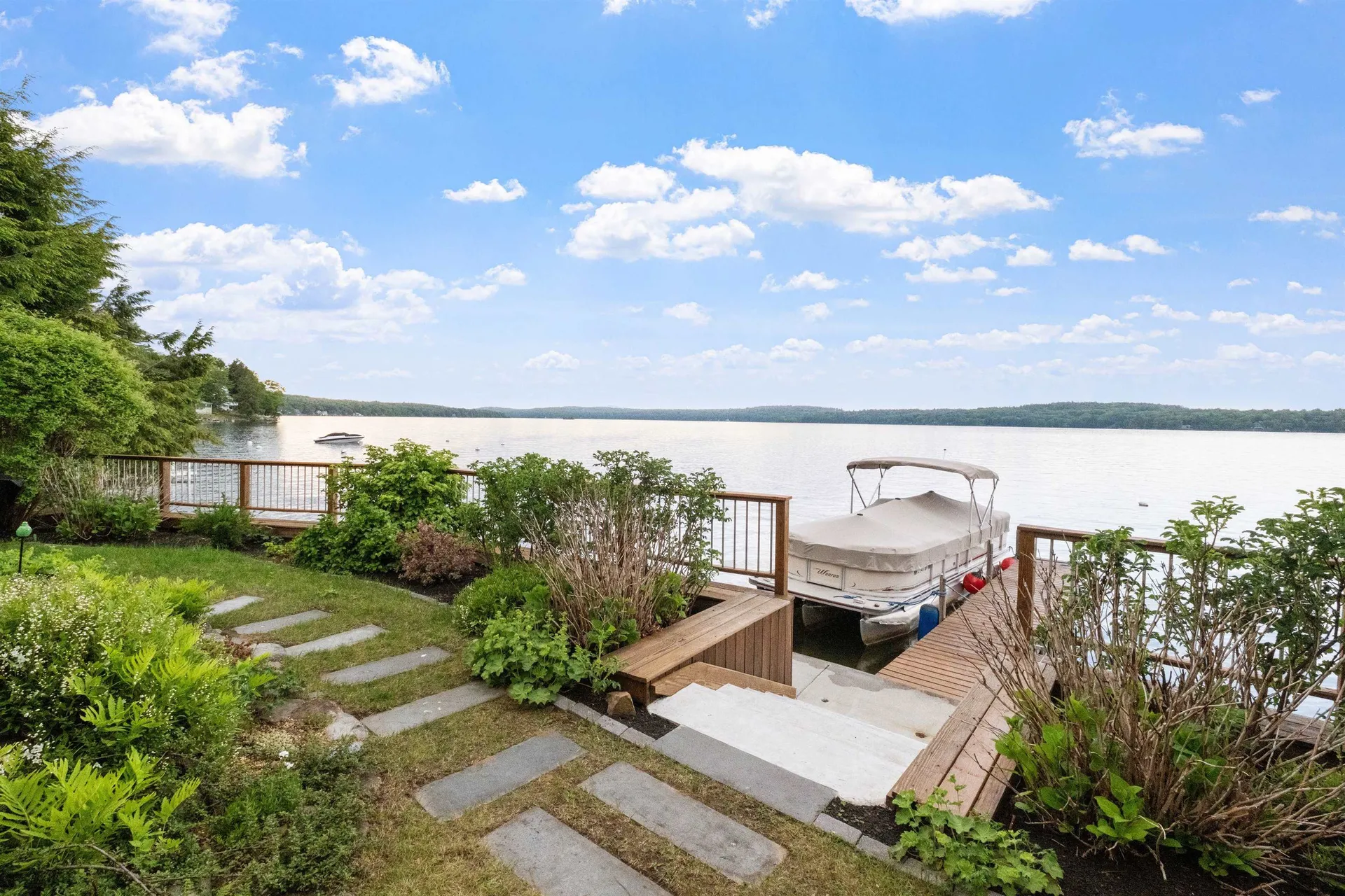 34 Briarwood Avenue Sanbornton NH 03269
