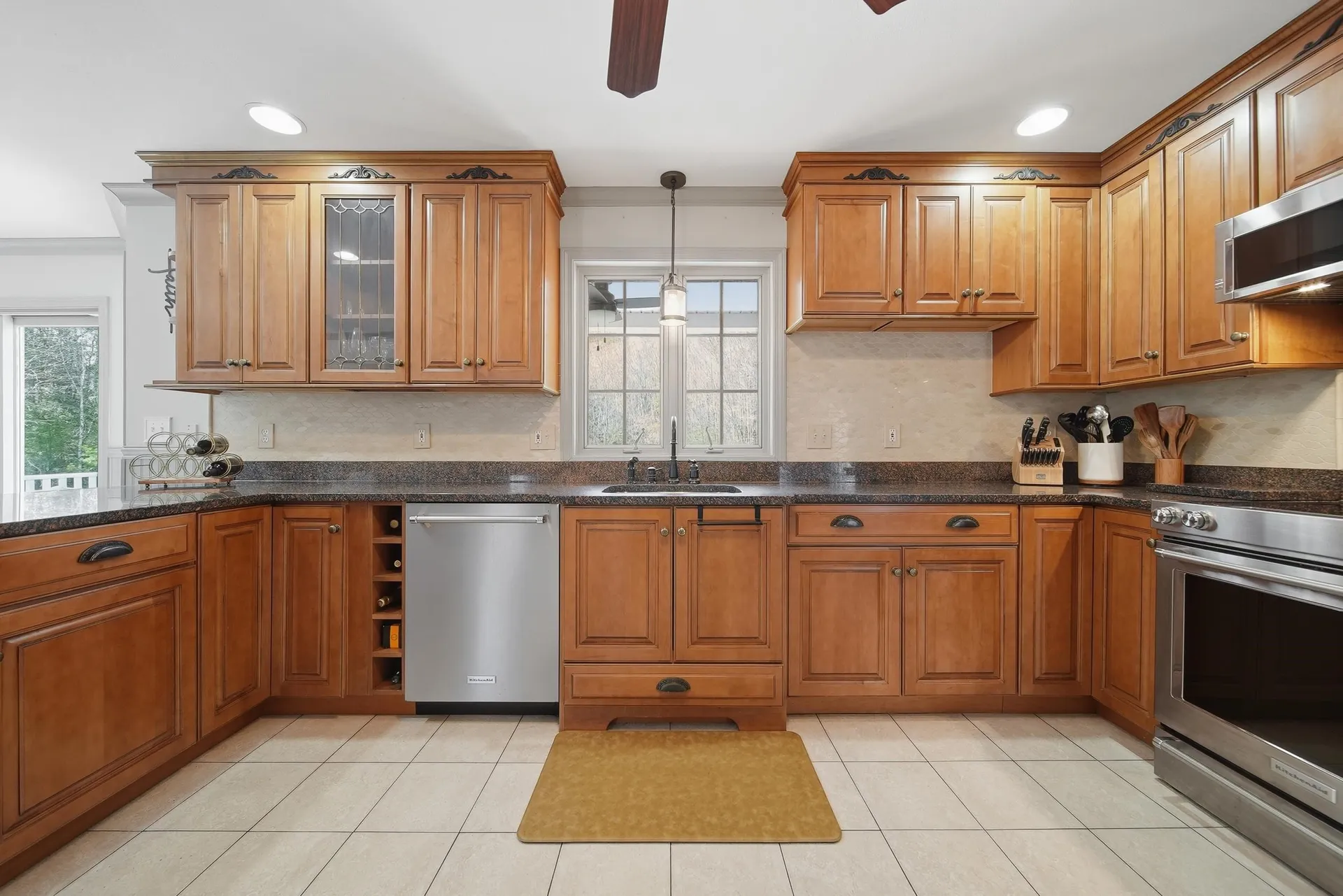 322 Meadow Fox Lane Chester NH 03036