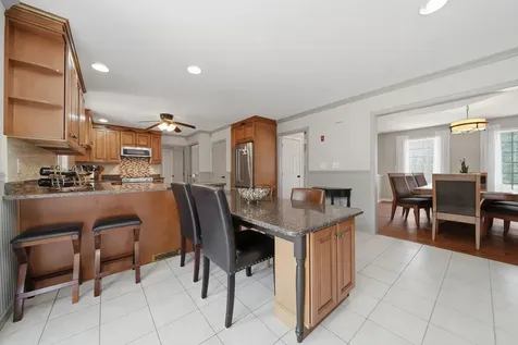 322 Meadow Fox Lane Chester NH 03036