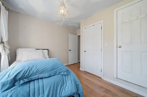 322 Meadow Fox Lane Chester NH 03036