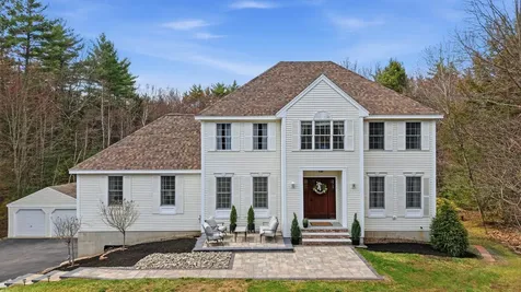 322 Meadow Fox Lane Chester NH 03036