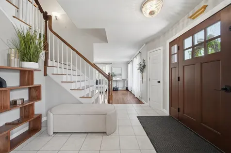 322 Meadow Fox Lane Chester NH 03036