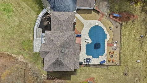 322 Meadow Fox Lane Chester NH 03036