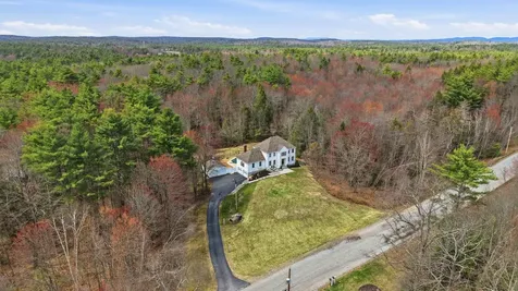 322 Meadow Fox Lane Chester NH 03036