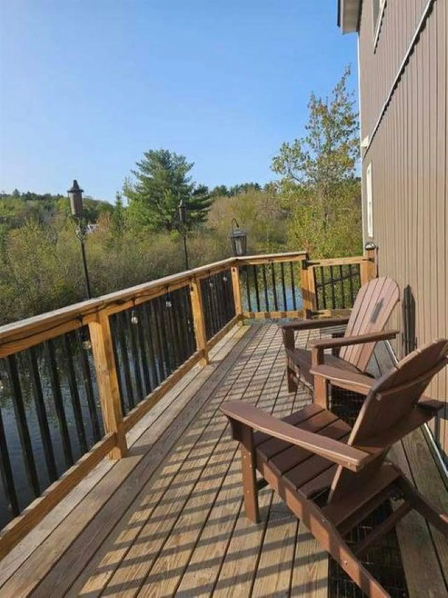 162 Lower Main Street Sunapee NH 02782