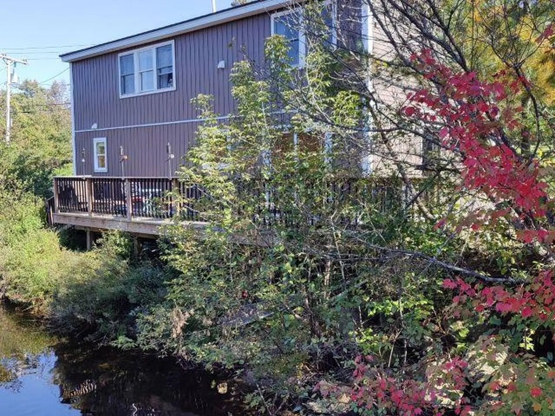 162 Lower Main Street Sunapee NH 02782