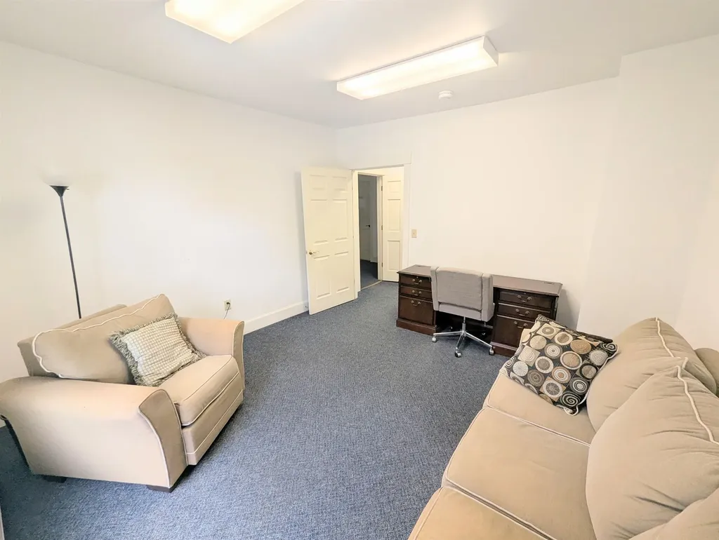 1097 Main Street St. Johnsbury VT 05819