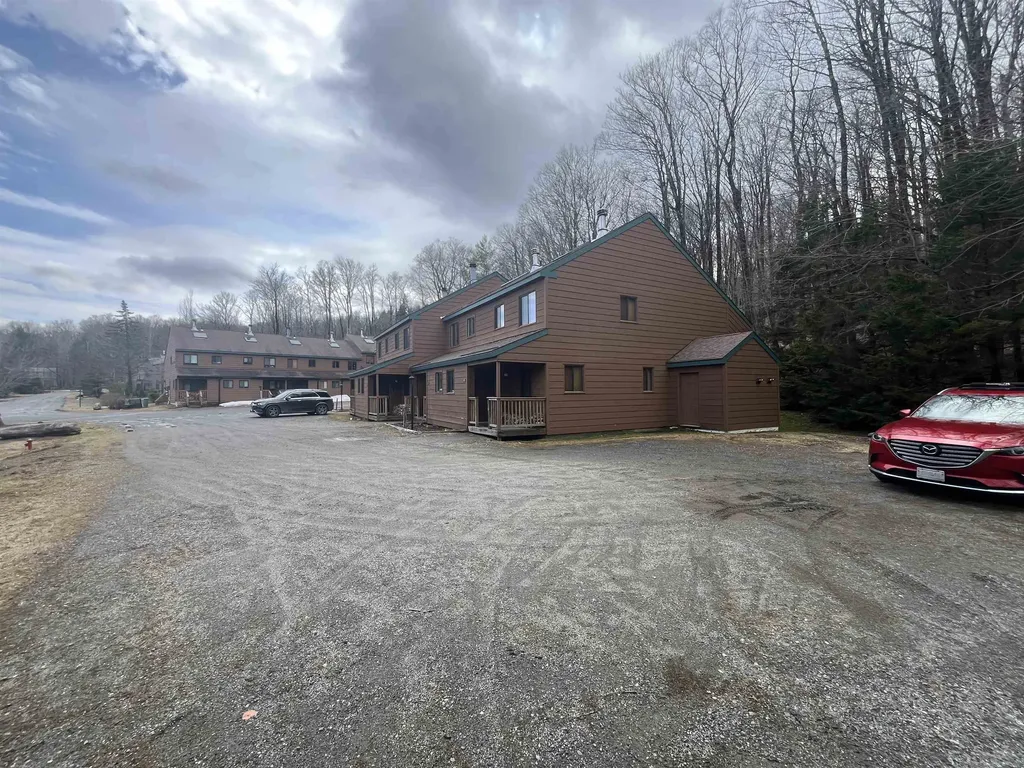 9F Brumms Way Dover VT 05356