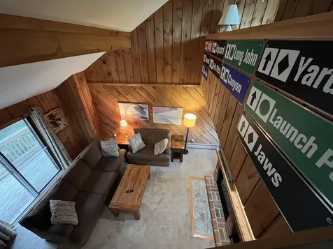 9F Brumms Way Dover VT 05356