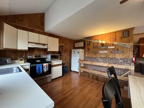 9F Brumms Way Dover VT 05356