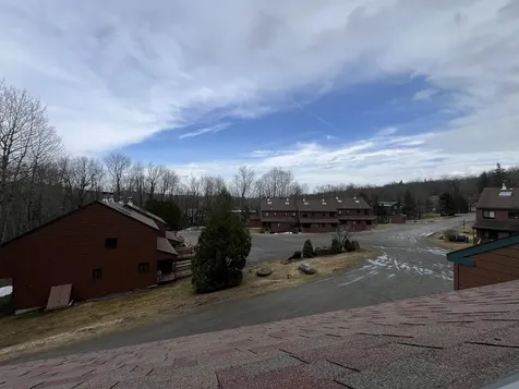 9F Brumms Way Dover VT 05356