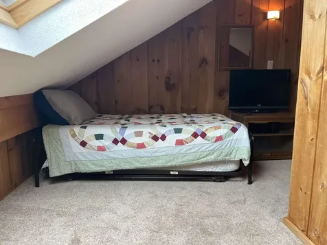 9F Brumms Way Dover VT 05356