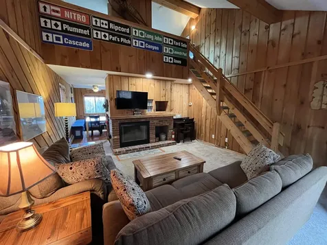9F Brumms Way Dover VT 05356
