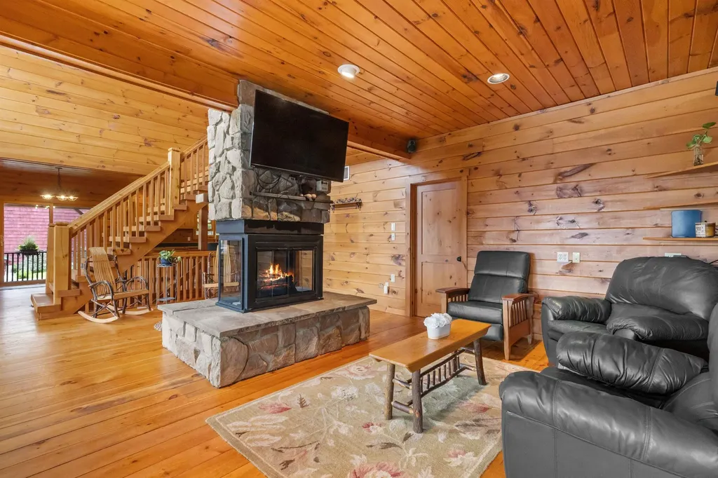 455 Carrie Avenue Pembroke NH 03275
