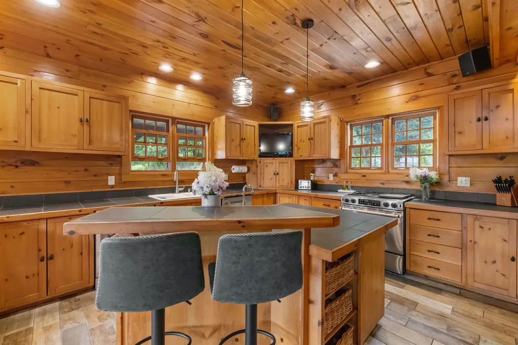455 Carrie Avenue Pembroke NH 03275