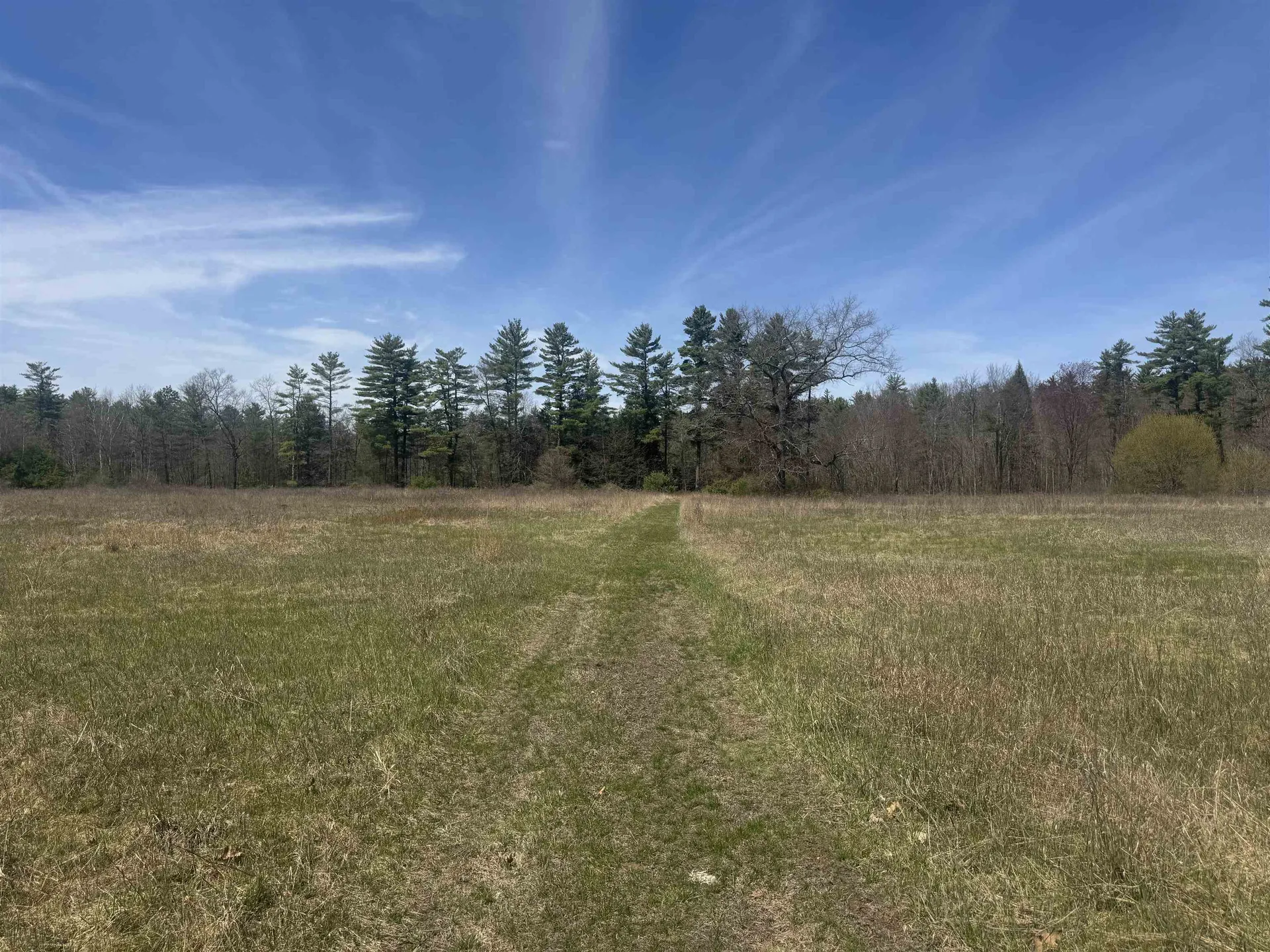 1 Willow Run Concord NH 03303