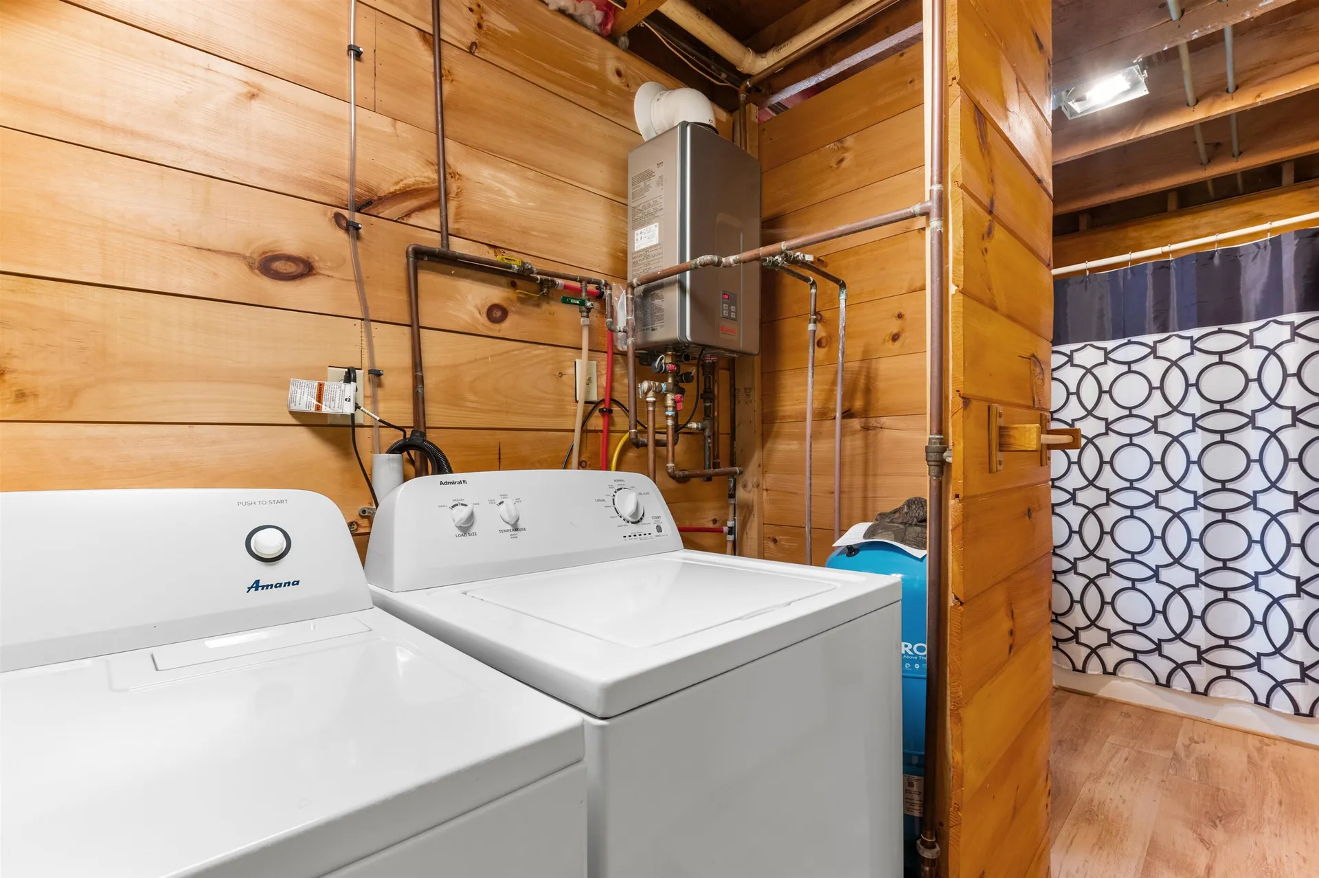 107 Lakeview Drive Errol NH 03579