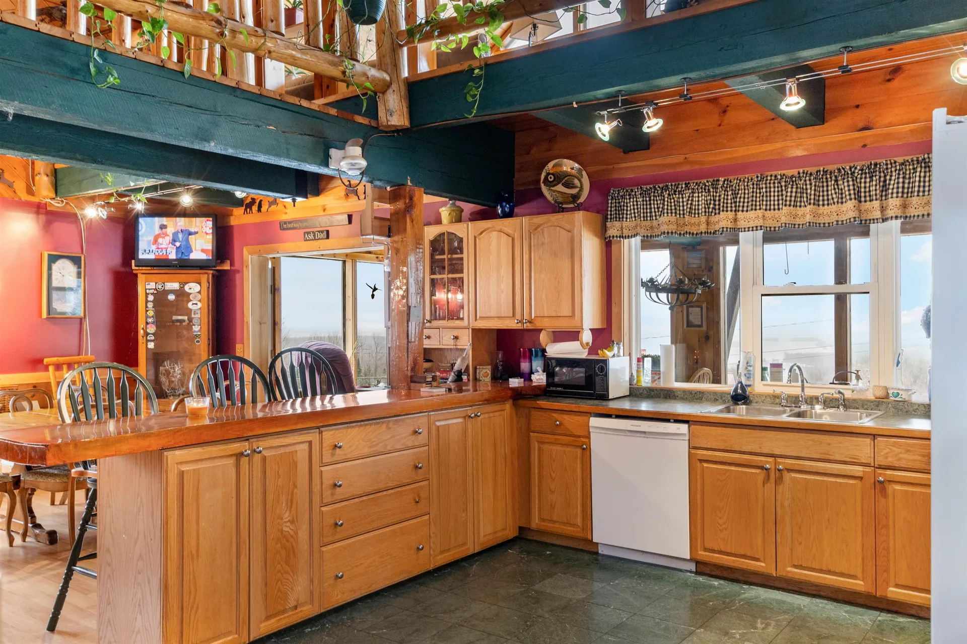 107 Lakeview Drive Errol NH 03579
