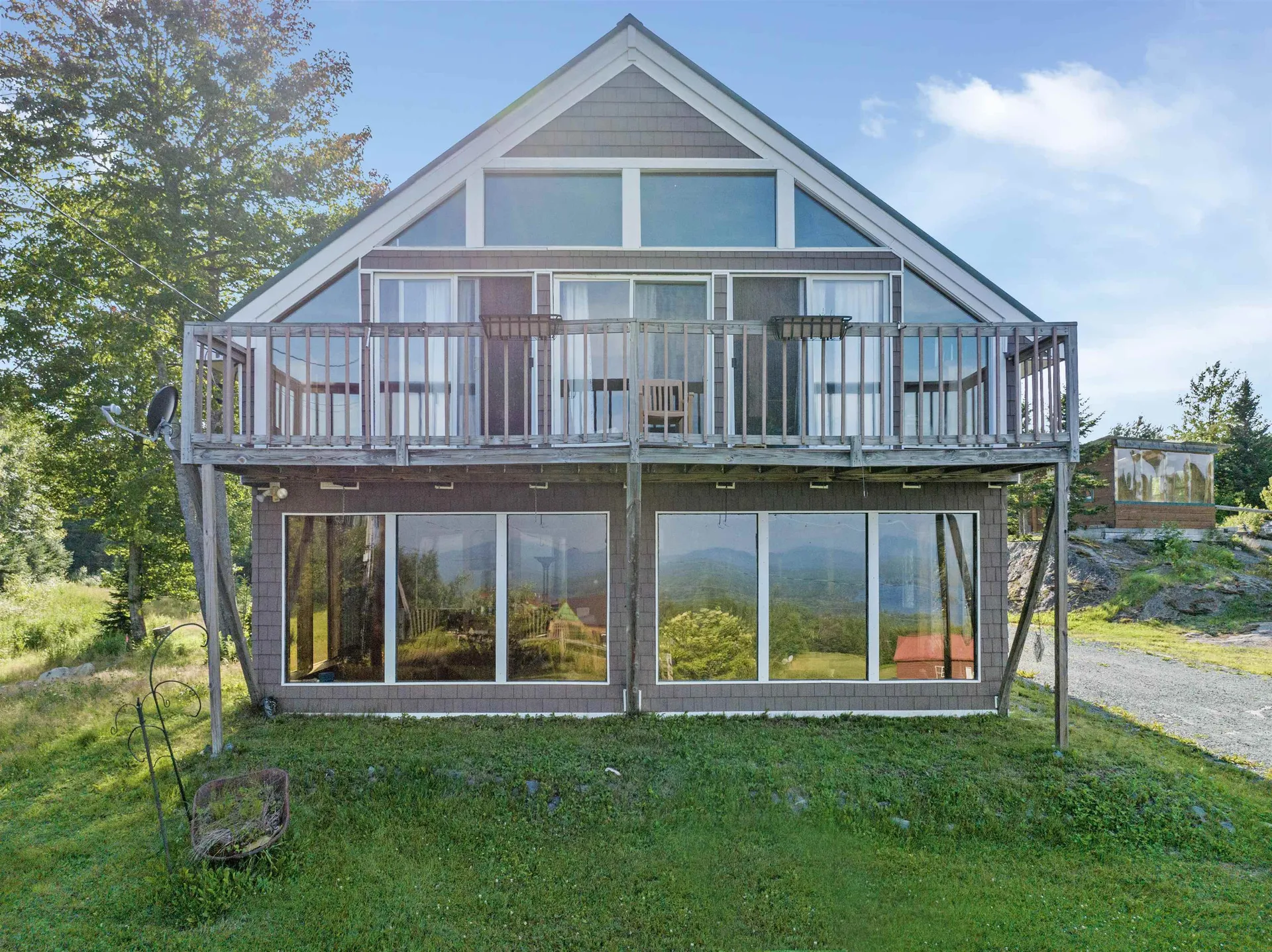 107 Lakeview Drive Errol NH 03579