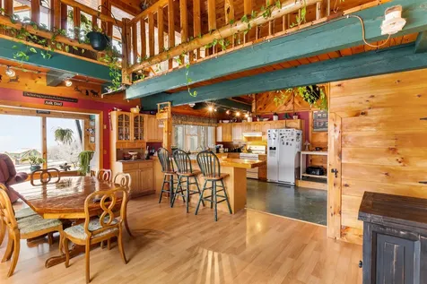 107 Lakeview Drive Errol NH 03579