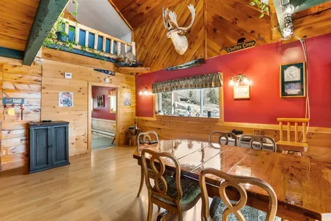 107 Lakeview Drive Errol NH 03579
