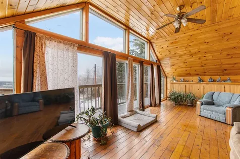 107 Lakeview Drive Errol NH 03579