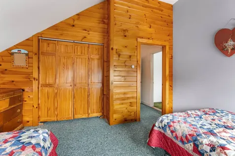 107 Lakeview Drive Errol NH 03579