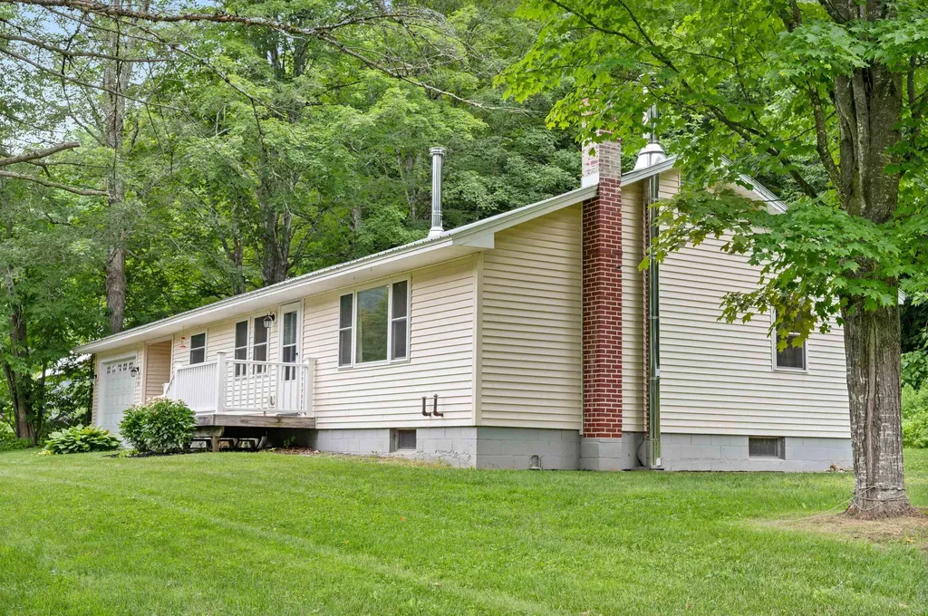 919 Vt Route 100 South Rochester VT 05767