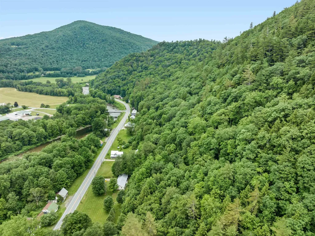 919 Vt Route 100 South Rochester VT 05767