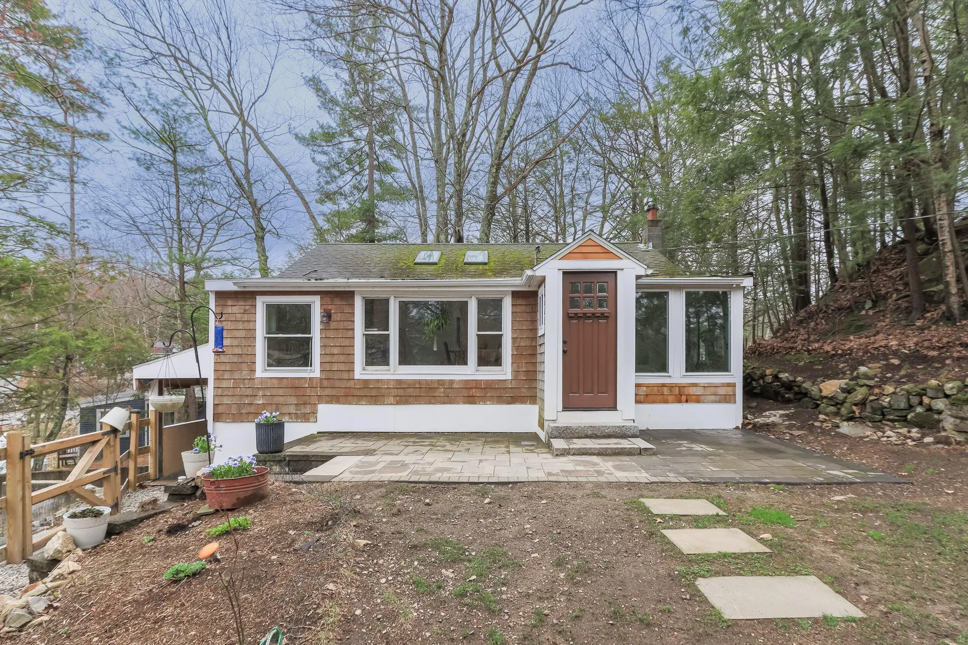 21 Hemlock Heights Road Atkinson NH 03811