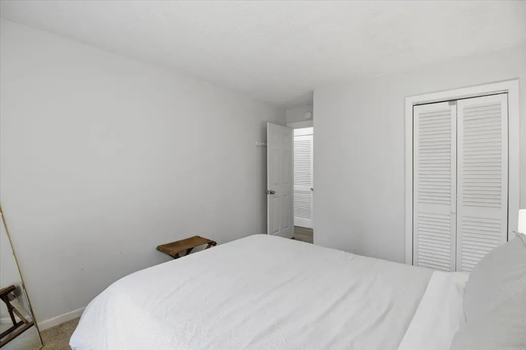 367 Shady Pines Sunderland VT 05250