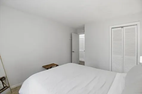 367 Shady Pines Sunderland VT 05250