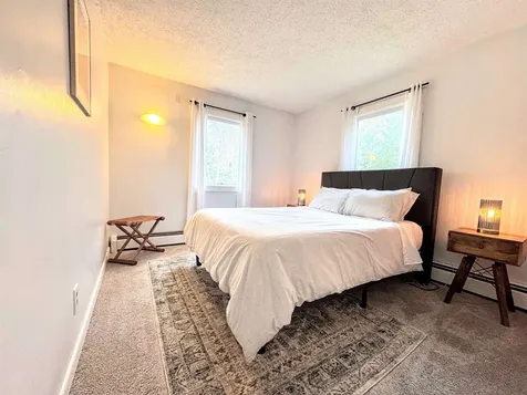 367 Shady Pines Sunderland VT 05250