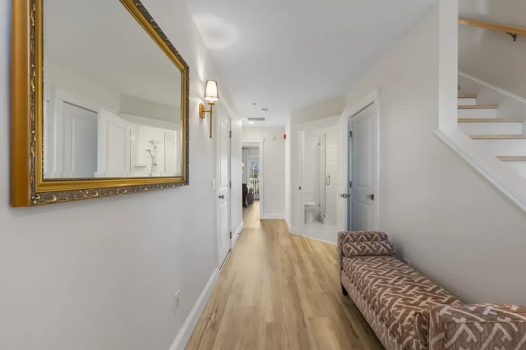19 Bridge Street Kittery ME 03904