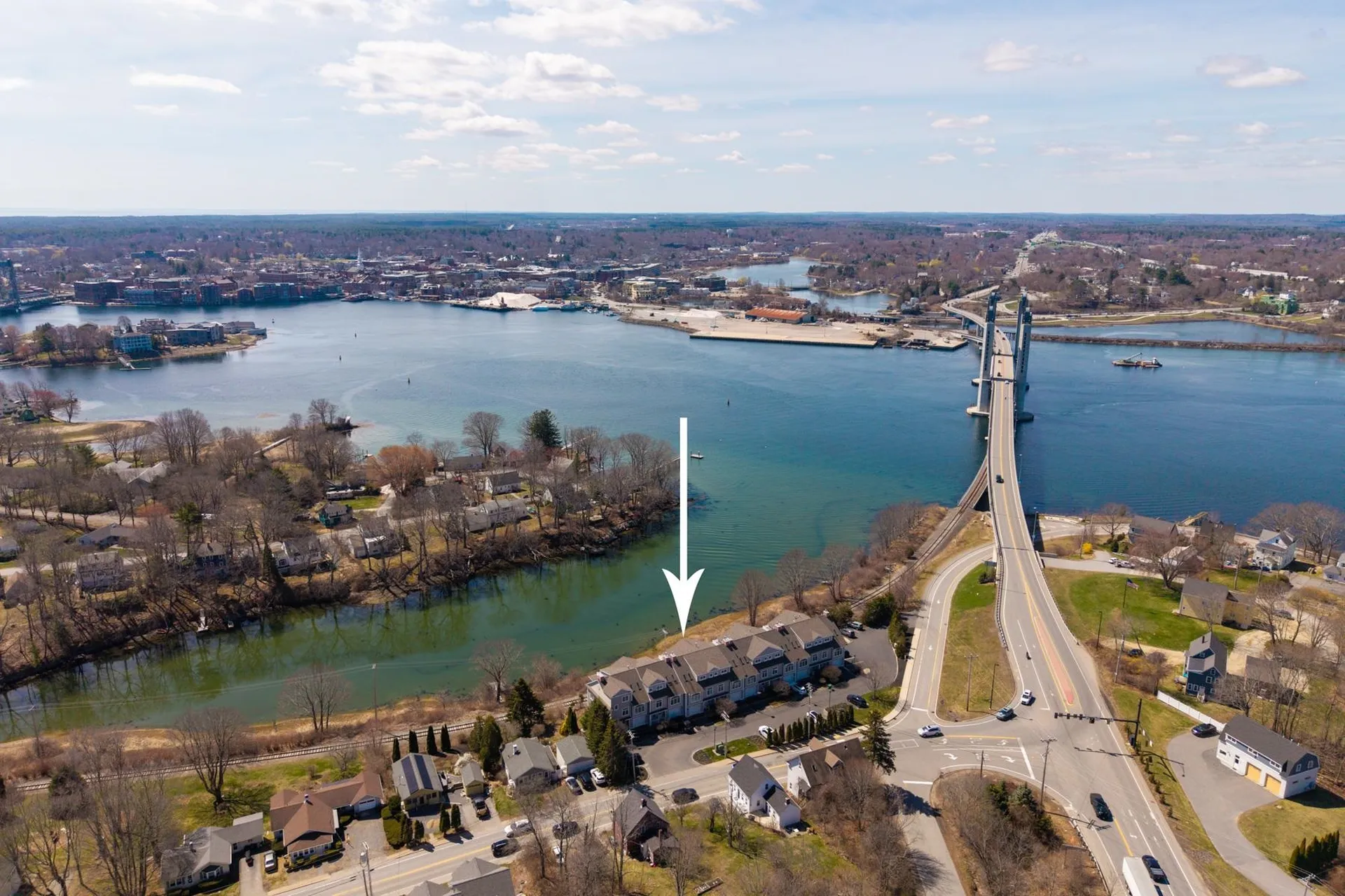 19 Bridge Street Kittery ME 03904